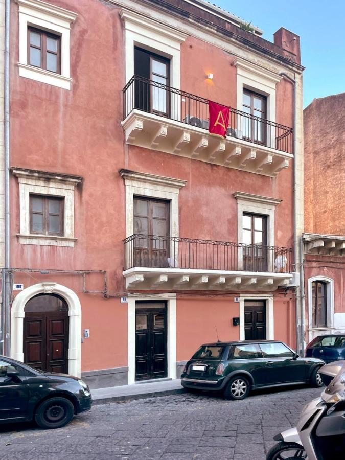 Civicocento Charming Rooms Катания Экстерьер фото